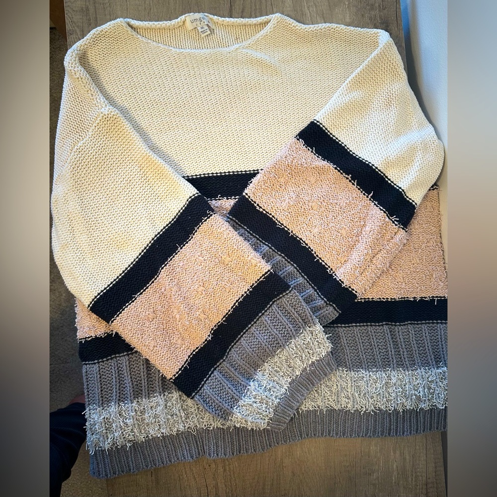 Chic Soul 1x Striped Neutrals Sweater